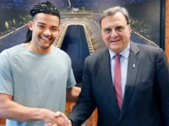 Επιβραβεύτηκε o Καραλής από την Ελληνική Ολυμπιακή Επιτροπή για το ασημένιο στο Παγκόσμιο 2026 Επιβραβεύτηκε o Καραλής από την Ελληνική Ολυμπιακή Επιτροπή για το ασημένιο στο Παγκόσμιο 2026