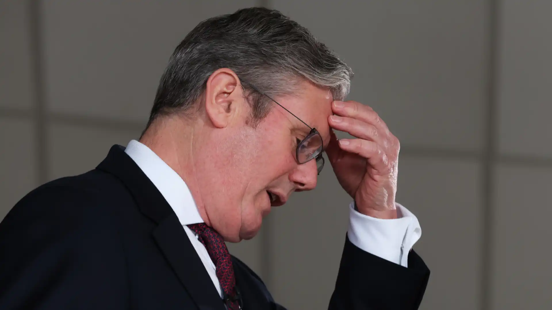 „nu este războiul nostru”. Starmer exclude implicarea în războiul cu iranul și avertizează asupra unei „furtuni” economice 2026 este zboiul nostru starmer exclude implicarea zboiul ir iustitia. Bg premierul britanic keir starmer a exclus implicarea regatului unit în războiul sua și israel împotriva... Iustitia. Bg „nu este războiul nostru”. Starmer exclude implicarea în războiul cu iranul și avertizează asupra unei „furtuni” economice 2026 2026-04-01 21:58:53 justiţie - iustitia. Bg