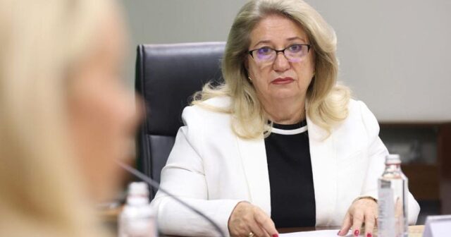 Не е еврото: ето кое наду цените на почивките 2026