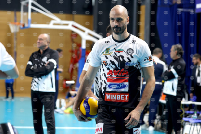 Галатасарай победи Халкбанк с Матей Казийски и Цветан Соколов в плейофите на турското волейболно първенство 2026