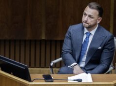 Hlas-SD predloží návrh skrátiť volebné obdobie referendom 2026 Hlas-SD predloží návrh skrátiť volebné obdobie referendom 2026
