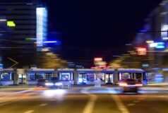 Hohe Spritpreise treiben Fahrgäste zu Bus und Bahn 2026 Hohe Spritpreise treiben Fahrgäste zu Bus und Bahn 2026