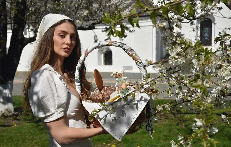 Ukraina христос воскрес: красивые поздравления с пасхой 2026 hristos voskres krasivye pozdravleniya pashoy 2026 1 ukraina в этом году 12 апреля христиане восточного обряда отмечают светлое воскресение христово. Это один из самых важных... Iustitia. Bg христос воскрес: красивые поздравления с пасхой 2026 2026-04-11 20:32:00 справедливість - юстиция ukraina