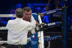 Sport известный украинский боксер проведет бой в сша против сына легенды ринга 2026 izvestnyy ukrainskiy bokser provedet boy ssha protiv sy sport украинский боксер среднего веса сергей богачук, который в начале февраля победил россиянина, вернется на ринг уже в... Iustitia. Bg известный украинский боксер проведет бой в сша против сына легенды ринга 2026 2026-04-06 10:38:01 справедливість - юстиция sport