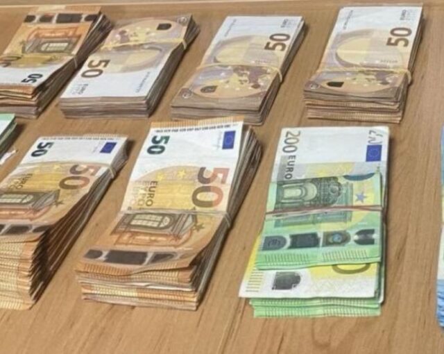 Касиерка от "Български пощи" присвои над 30 хил. евро 2026