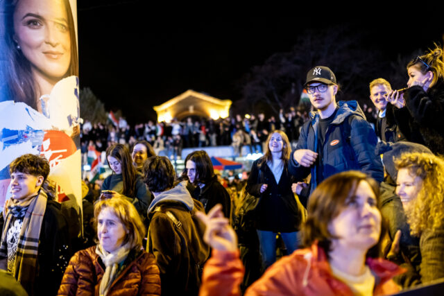 35 év kellett hozzá, de most a fiataloké lett a rendszerváltás 2026