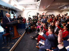 Κλονίζεται ο πολιτικός κόσμος στις ΗΠΑ: Πληθαίνουν οι δημοκρατικοί βουλευτές που ζητούν καθαίρεση του Τραμπ 2026 Κλονίζεται ο πολιτικός κόσμος στις ΗΠΑ: Πληθαίνουν οι δημοκρατικοί βουλευτές που ζητούν καθαίρεση του Τραμπ 2026