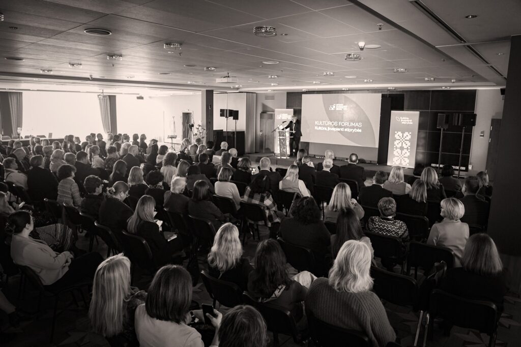 Po kultūros forumo – rezoliucija: mėgėjų menui reikia ne padėkų, o sprendimų 2026 - teisingumas - iustitia. Bg Akiratyje po kultūros forumo – rezoliucija: mėgėjų menui reikia ne padėkų, o sprendimų 2026 kult ros forumo rezoliucija menui reikia pad sprendim 2 akiratyje iustitia. Bg kovą vilniuje įvykęs nacionalinis kultūros forumas „kultūra, įkvepianti stiprybės“ įtvirtino reikšmingą šalies kultūros politikos kryptį. Daugiau nei 200 kultūros politikos... Po kultūros forumo – rezoliucija: mėgėjų menui reikia ne padėkų, o sprendimų 2026 2026-04-13 07:15:52 teisingumas - iustitia. Bg akiratyje