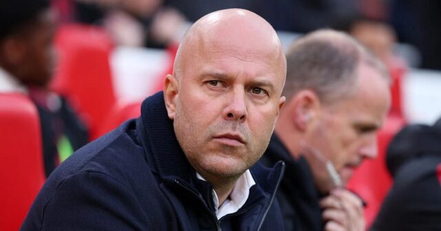 Легенда на Ливърпул разсипа отбора и Арне Слот 2026