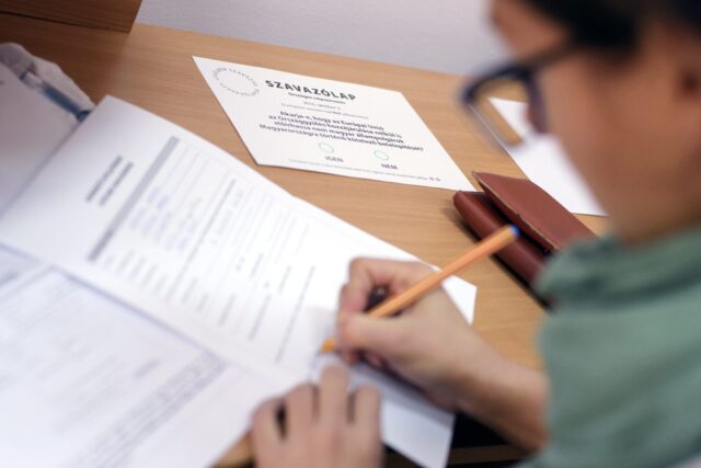 Lejárt lakcímkártyával riogató átverős e-mailek terjednek a választással kapcsolatban 2026