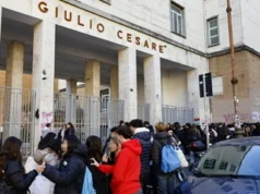 Licei, nuovi programmi. La rivoluzione: via la geostoria, dentro l’IA 2026 Licei, nuovi programmi. La rivoluzione: via la geostoria, dentro l'IA 2026