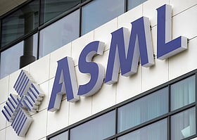 Lucros da neerlandesa ASML sobem % no Lucros da neerlandesa ASML sobem 17% no 1.º trimestre para 2,8 mil milhões 2026