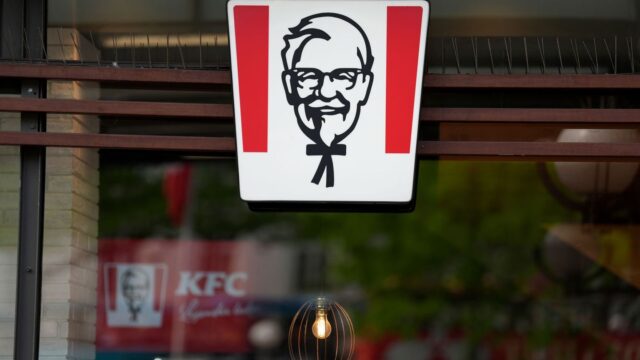 Markenrecht an Dönernamen: Streit um "Krispy Kebab": Dönerkette legt sich mit KFC an 2026