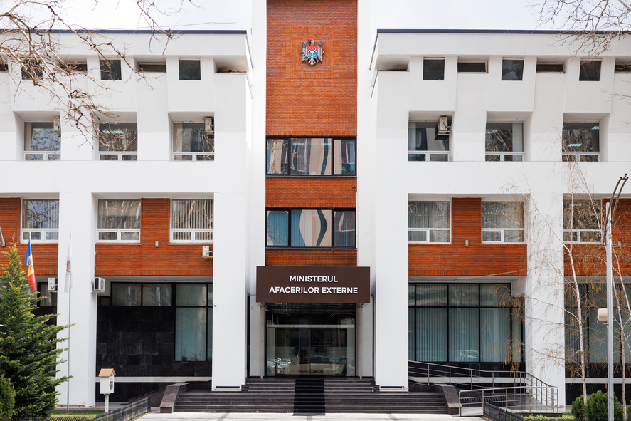 Ministerul de externe din republica moldova a înfiinţat o direcţie specială pentru relaţiile cu românia 2026 - justiţie - iustitia. Bg Ministerul de externe din republica moldova a înfiinţat o direcţie specială pentru relaţiile cu românia 2026 ministerul externe din republica moldova nfiin direc sp iustitia. Bg guvernul de la chişinău a decis miercuri să înfiinţeze în cadrul ministerului de externe „serviciul... Iustitia. Bg ministerul de externe din republica moldova a înfiinţat o direcţie specială pentru relaţiile cu românia 2026 2026-04-15 21:55:29 justiţie - iustitia. Bg