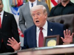 ‘NARUŠENO ZDRAVLJE’ Sve je više zahtjeva za smjenu Trumpa. Evo kad bi se to moglo dogoditi 2026 ‘NARUŠENO ZDRAVLJE’ Sve je više zahtjeva za smjenu Trumpa. Evo kad bi se to moglo dogoditi 2026
