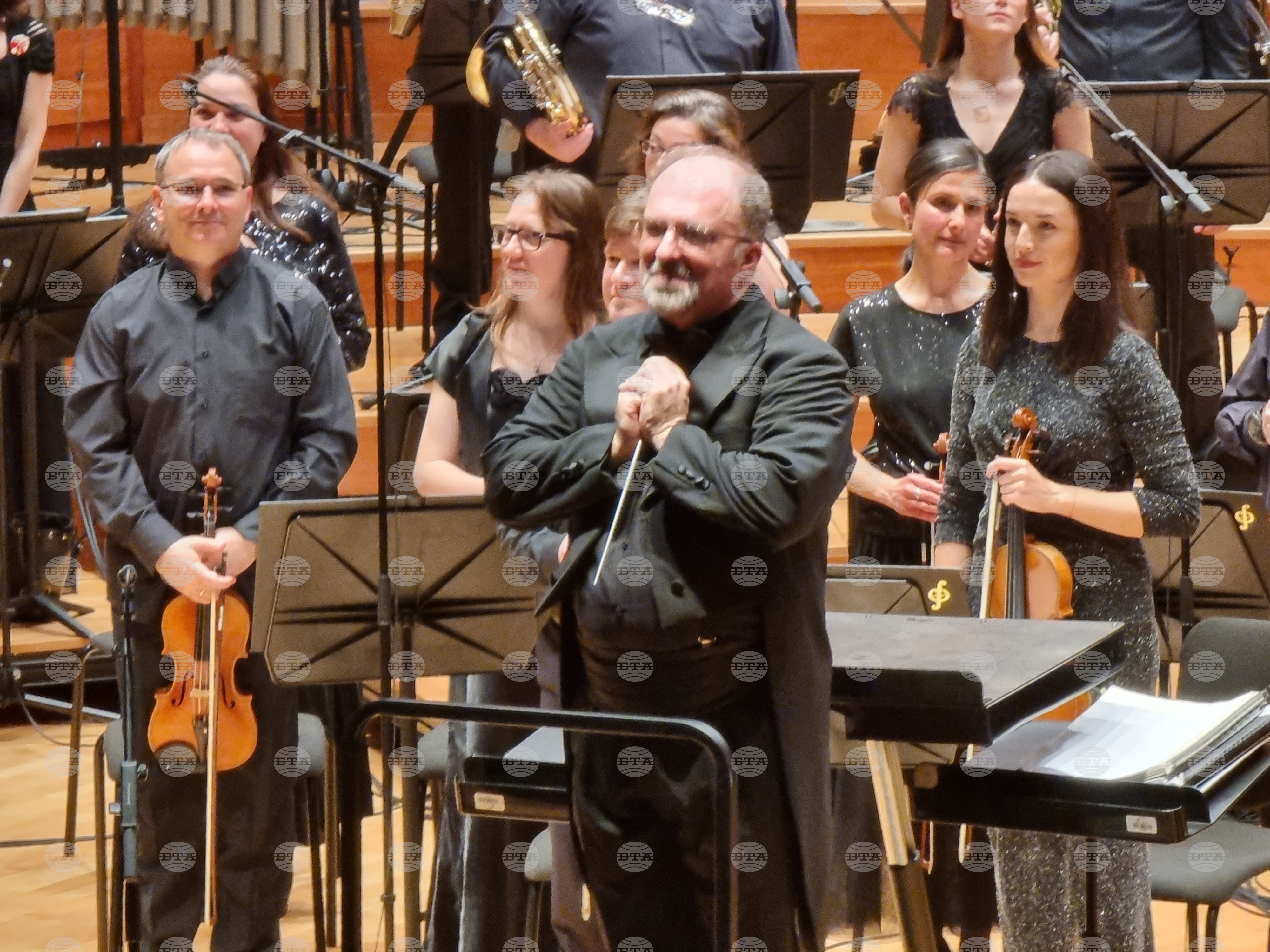 Найден тодоров ще дирижира великденски концерт във филхармонията в скопие 2026 - юстиция Балкани найден тодоров ще дирижира великденски концерт във филхармонията в скопие 2026 nayden todorov shte dirizhira velikdenski kontsert vav балкани великденски концерт ще дирижира във филхармонията в скопие найден тодоров днес, който е служебен министър на... Iustitia. Bg найден тодоров ще дирижира великденски концерт във филхармонията в скопие 2026 2026-04-08 03:14:00 юстиция балкани