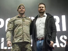 „A sötétség nem attól tűnik el, hogy várunk, hanem attól, hogy valaki elkezd világítani” – Szabó Bence és Pálinkás Szilveszter is beszédet mondott a rendszerbontó nagykoncerten 2026 „A sötétség nem attól tűnik el, hogy várunk, hanem attól, hogy valaki elkezd világítani” – Szabó Bence és Pálinkás Szilveszter is beszédet mondott a rendszerbontó nagykoncerten 2026