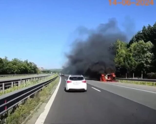 Облекчават трафика за Великден: Пускат движението към Бургас на АМ „Тракия“ 2026