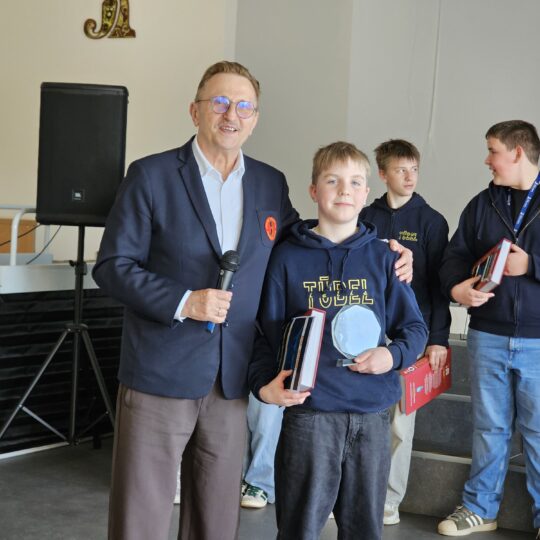 Aktualijos paaiškėjo protingiausias „tūbelietis“: rokiškio progimnazijoje triumfavo šeštokas (foto) 2026 paai protingiausias belietis roki kio progimnazijoje tr 6 aktualijos iustitia. Bg gimtasis rokiškis
balandžio 8-ąją, rokiškio juozo tūbelio progimnazijoje vyko jau tradicija tapęs žinių konkursas „tūbelietis 2026“, kuriame dėl garbingo titulo susirėmė patys... Paaiškėjo protingiausias „tūbelietis“: rokiškio progimnazijoje triumfavo šeštokas (foto) 2026 2026-04-08 13:03:47 teisingumas - iustitia. Bg aktualijos