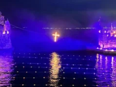 Ναύπακτος: Το «τείχος φωτιάς» του Επιταφίου μαγνητίζει κάθε Μεγάλη Παρασκευή – Δείτε το εντυπωσιακό έθιμο 2026 Ναύπακτος: Το «τείχος φωτιάς» του Επιταφίου μαγνητίζει κάθε Μεγάλη Παρασκευή – Δείτε το εντυπωσιακό έθιμο 2026