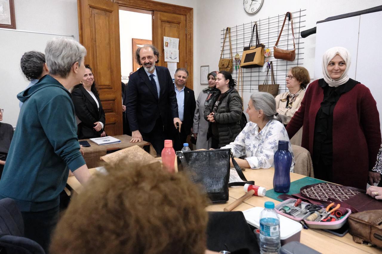 Si̇yaset ak parti i̇stanbul milletvekilleri her cuma sahada 2026 parti stanbul milletvekilleri her cuma sahada 2026 2 si̇yaset iustitia. Bg ak parti i̇stanbul milletvekilleri, her hafta cuma günü i̇stanbul’un üç bölgesinde gerçekleştirdikleri... Iustitia. Bg ak parti i̇stanbul milletvekilleri her cuma sahada 2026 2026-04-27 00:50:00 adalet - iustitia. Bg si̇yaset