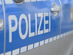 Polizei im Einsatz: Aktivisten blockieren Einfahrt von Rheinmetall 2026 Polizei im Einsatz: Aktivisten blockieren Einfahrt von Rheinmetall 2026