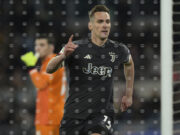 Полският нападател на Ювентус Аркадиуш Милик ще пропусне остатъка от сезона заради нова контузия 2026 Полският нападател на Ювентус Аркадиуш Милик ще пропусне остатъка от сезона заради нова контузия 2026