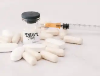 Прокурори алармират за драма с фентанила и дрогата на изнасилвача 2026 - юстиция Право прокурори алармират за драма с фентанила и дрогата на изнасилвача 2026 prokurori alarmirat drama fentanila drogata iznasilvach 1 право прокуратурата се оплака от липса на адекватно законодателство срещу новите наркотици, сред които са смъртоносния фентанил, най-новите видове синтетична дрога, както и... Iustitia. Bg прокурори алармират за драма с фентанила и дрогата на изнасилвача 2026 2026-04-06 09:54:19 юстиция право