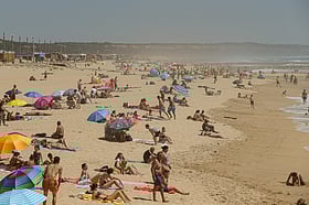 Reposição de areia leva a interdição de praias na costa da caparica 2026 - justiça - iustitia. Bg Ção impressa reposição de areia leva a interdição de praias na costa da caparica 2026 reposi areia leva interdi praias costa caparica 2026 1 ção impressa a partir desta quinta-feira, 16 de abril, e até junho as praias de s. João da caparica e da costa da caparica, em... Iustitia. Bg reposição de areia leva a interdição de praias na costa da caparica 2026 2026-04-15 18:05:10 justiça - iustitia. Bg ção impressa