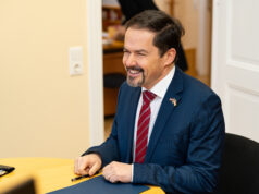 Rigai magyar nagykövet: „Nem híd vagyunk Kelet és Nyugat között, hanem hídfő a nyugati parton. Nem Moszkvába mennek egyetemre a gyerekeink, hanem Berlinbe, Párizsba” 2026 Rigai magyar nagykövet: „Nem híd vagyunk Kelet és Nyugat között, hanem hídfő a nyugati parton. Nem Moszkvába mennek egyetemre a gyerekeink, hanem Berlinbe, Párizsba” 2026