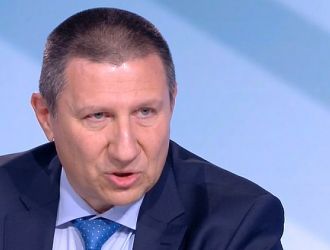 Право съдбовен ден за борислав сарафов: всс решава за дисциплинарното производство 2026 sadboven den borislav sarafov vss reshava distsiplinarn 1 право днес прокурорската колегия на висшия съдебен съвет (всс) трябва да реши дали да образува дисциплинарно произвоство срещу борислав сарафов. Миналата сряда сарафов оттегли... Iustitia. Bg съдбовен ден за борислав сарафов: всс решава за дисциплинарното производство 2026 2026-04-29 07:09:59 юстиция право