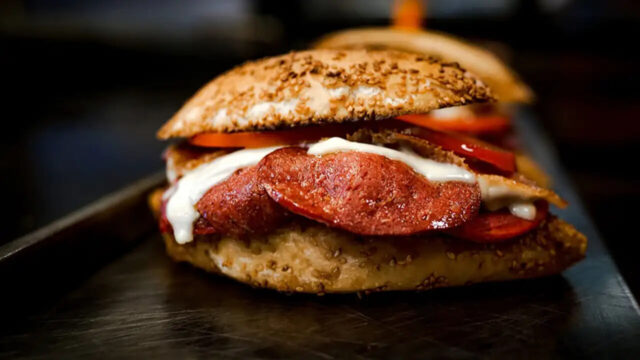 Sadece Tadına Bakanların Bildiği 15 Efsane İzmir Lezzeti! 2026