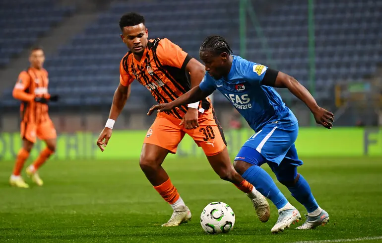 Sport "шахтер" разгромно обыграл аз в первом четвертьфинальном матче лиги конференций 2026 shahter razgromno obygral pervom chetvertyfinalynom mat 4 sport во четверг, 9 апреля, донецкий "шахтер", который ранее вошел в историю украинского футбола, в рамках первого матча... Iustitia. Bg "шахтер" разгромно обыграл аз в первом четвертьфинальном матче лиги конференций 2026 2026-04-09 22:19:00 справедливість - юстиция sport