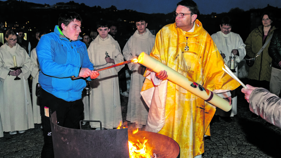 Österlicher hochbetrieb im «moritz» 2026 - justiz Appenzell österlicher hochbetrieb im «moritz» 2026 sterlicher hochbetrieb moritz 2026 5 appenzell unter leitung von standespfarrer lukas hidber, gemeinsam mit pfarrer thomas meli, dem seelsorgeteam, vielen... Iustitia. Bg österlicher hochbetrieb im «moritz» 2026 2026-04-07 14:52:00 justiz appenzell
