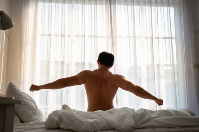 Δείτε τα οφέλη όταν κοιμόμαστε γυμνοί 2026