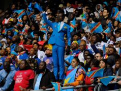 طلب رسمي من لاعبي الكونغو لرئيس الجمهورية بشأن المشجع الشهير "لومومبا".. ما هو؟ 2026 طلب رسمي من لاعبي الكونغو لرئيس الجمهورية بشأن المشجع الشهير "لومومبا".. ما هو؟ 2026