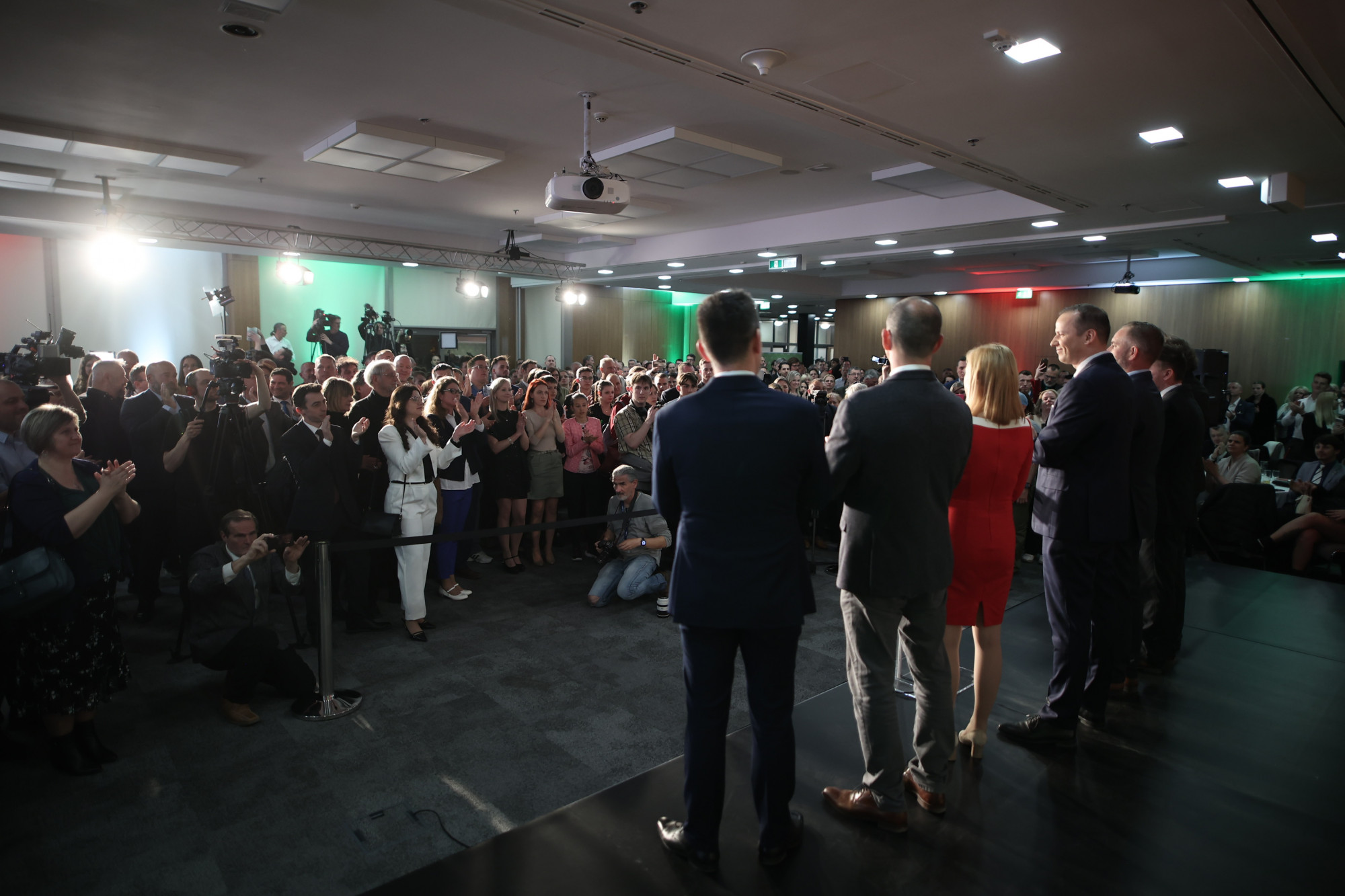 Bartal andrás toroczkai lászló: hibátlan volt a kampányunk 2026 toroczkai szl hib tlan volt kamp nyunk 2026 2 bartal andrás iustitia. Bg már a vécében is katasztrófáról beszéltek a párt aktivistái,... Iustitia. Bg toroczkai lászló: hibátlan volt a kampányunk 2026 2026-04-13 00:13:13 igazságszolgáltatás - iustitia. Bg bartal andrás