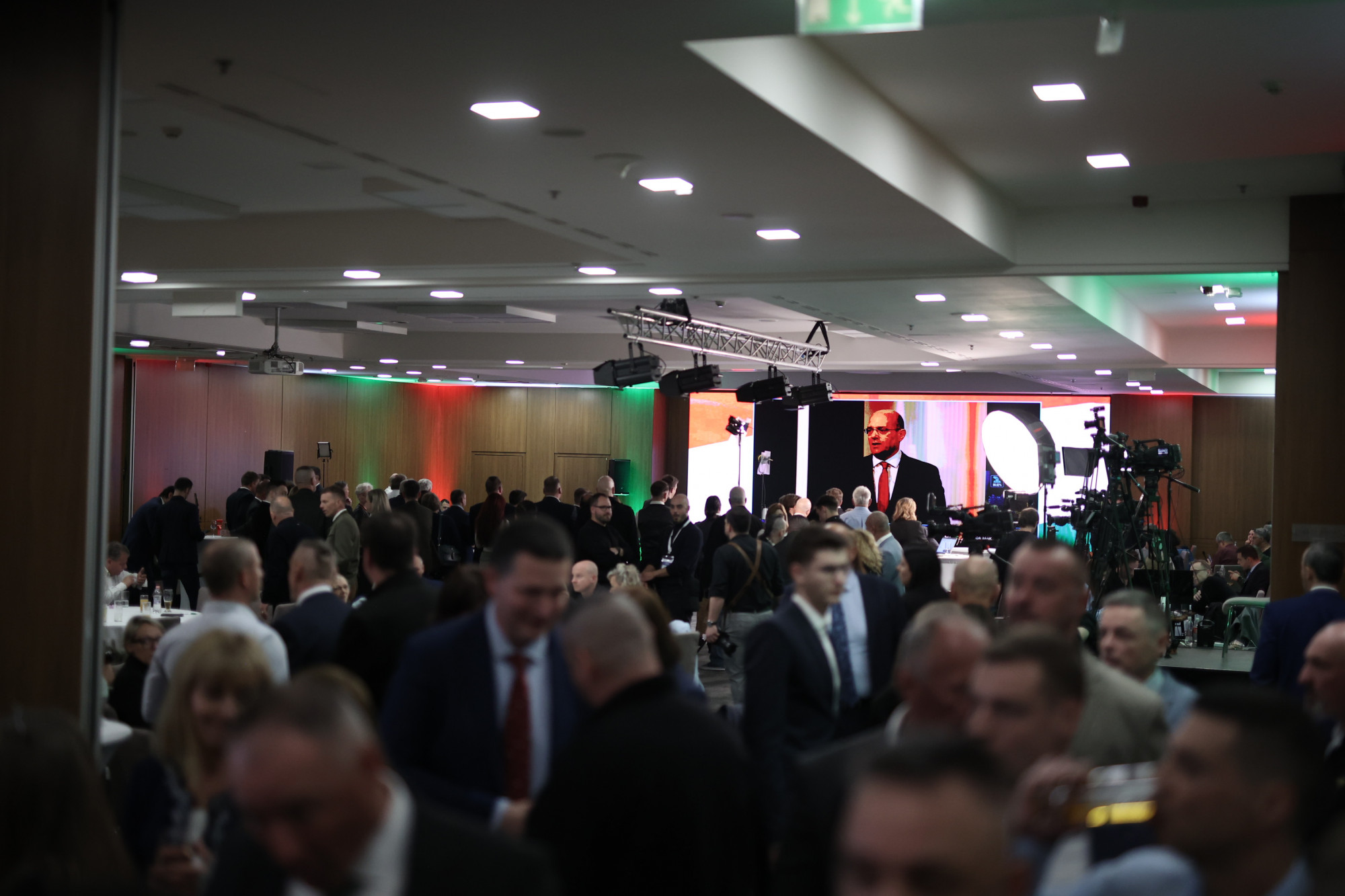 Bartal andrás toroczkai lászló: hibátlan volt a kampányunk 2026 toroczkai szl hib tlan volt kamp nyunk 2026 3 bartal andrás iustitia. Bg már a vécében is katasztrófáról beszéltek a párt aktivistái,... Iustitia. Bg toroczkai lászló: hibátlan volt a kampányunk 2026 2026-04-13 00:13:13 igazságszolgáltatás - iustitia. Bg bartal andrás