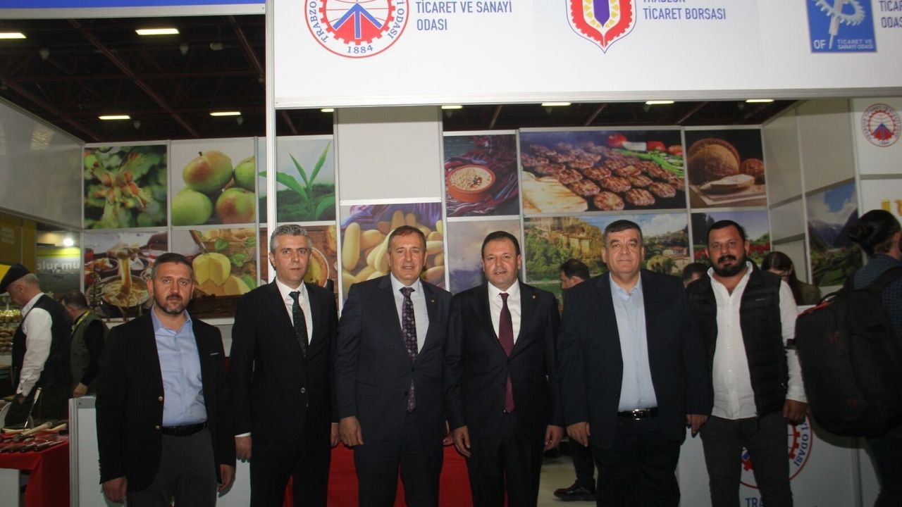 Trabzon trabzon’un ürünleri yörex’de tanıtılıyor 2026 trabzon nleri rex tan yor 2026 18 trabzon iustitia. Bg yörex’in açılışında konuşan tobb başkanı m. Rifat hisarcıklıoğlu, fuarın yöresel ürünlerin tanınmasına... Iustitia. Bg trabzon’un ürünleri yörex’de tanıtılıyor 2026 2026-04-23 11:03:00 adalet - iustitia. Bg trabzon