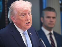 ترامب يكشف تفاصيل جديدة عن إنقاذ الجنديين الأمريكيين في إيران.. من سرب معلومة الطيار؟ 2026 ترامب يكشف تفاصيل جديدة عن إنقاذ الجنديين الأمريكيين في إيران.. من سرب معلومة الطيار؟ 2026