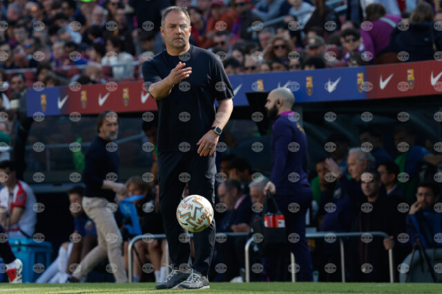 Треньорът на Барселона Ханзи Флик се нахвърли срещу съдиите и системата ВАР след поражението от Атлетико (Мадрид) в Шампионската лига 2026