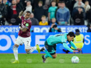 Уест Хям се справи с Уулвърхямптън в опит да запази мястото си елита на Англия 2026 Уест Хям се справи с Уулвърхямптън в опит да запази мястото си елита на Англия 2026