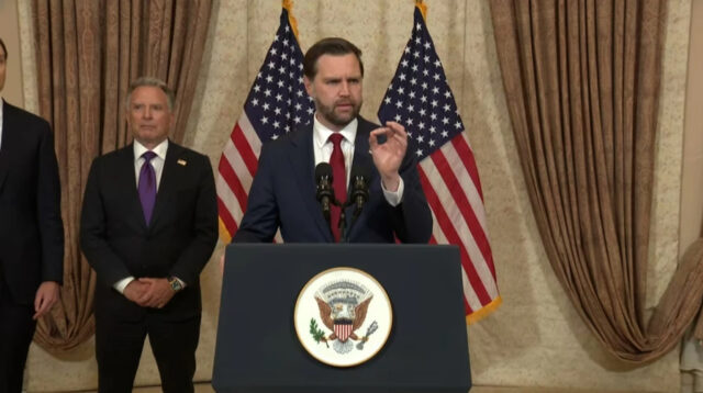 Венс заявив про прогрес на переговорах і закликав Іран "проявити гнучкість" 2026