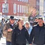 Menschen in der fußgängerzone dorstens bei „dorsten is(s)t mobil“