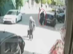 ΒΙΝΤΕΟ ντοκουμέντο: Ο 89χρονος φεύγει ατάραχος από τον ΕΦΚΑ μετά τους πυροβολισμούς 2026 ΒΙΝΤΕΟ ντοκουμέντο: Ο 89χρονος φεύγει ατάραχος από τον ΕΦΚΑ μετά τους πυροβολισμούς 2026
