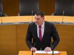 Vse za oblast! “Golobnjak” nad Stevanovića kar z ustavno pritožbo 2026 Vse za oblast! “Golobnjak” nad Stevanovića kar z ustavno pritožbo 2026