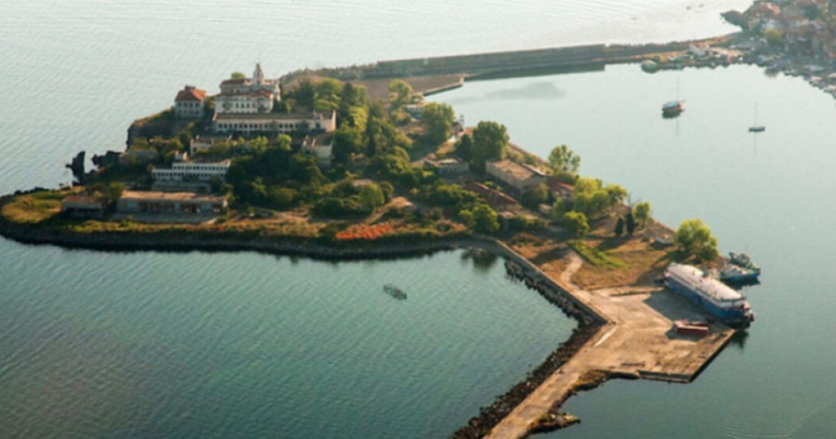 Взеха ключово решение за вълшебно място у нас 2026 - юстиция Общество взеха ключово решение за вълшебно място у нас 2026 vzeha klyuchovo reshenie valshebno myasto nas 2026 общество министерският съвет прие решение за безвъзмездно предоставяне за управление на имот - публична държавна собственост,... Iustitia. Bg взеха ключово решение за вълшебно място у нас 2026 2026-04-08 12:03:25 юстиция общество