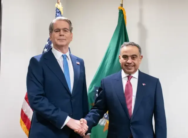 وزير المالية يجتمع مع عدد من الوزراء والمسؤولين الدوليين في واشنطن 2026