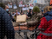 Зеленски: Посрещнахме у дома 175 военнослужещи и 7 цивилни след плен в Русия 2026 Зеленски: Посрещнахме у дома 175 военнослужещи и 7 цивилни след плен в Русия 2026