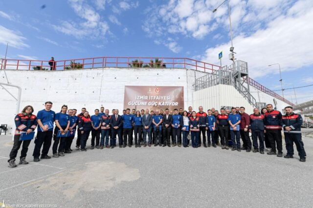 İzmir'in "Ateş Savaşçıları" Özel Kuvvet Eğitiminde! Gece Karanlığında Nefes Kesen Tatbikat 2026